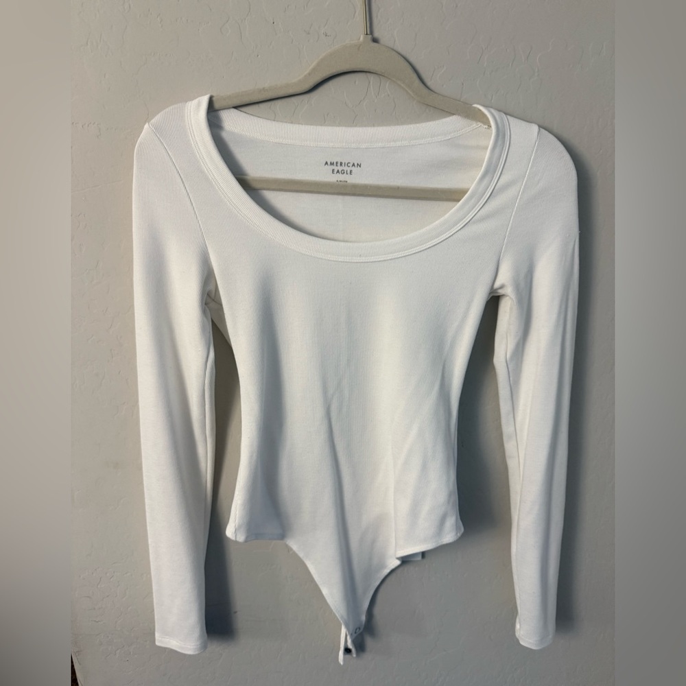 American eagle white long sleeve body suite. Size small.